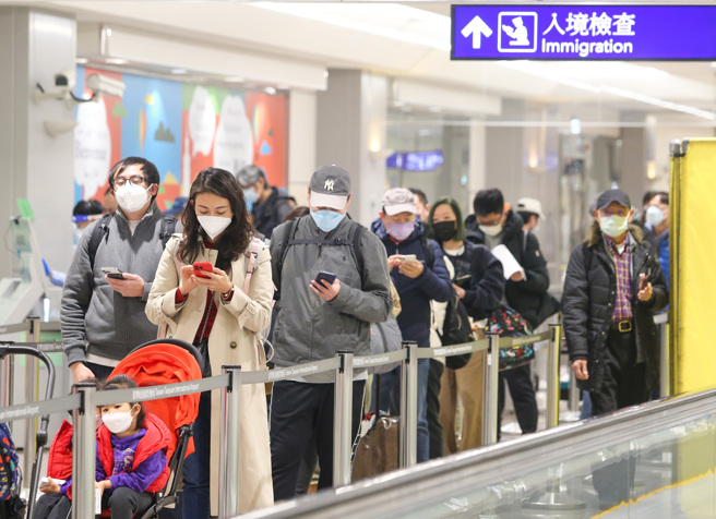 中央流行疫情指挥中心元旦起针对大陆4点直航入境者实施落地採检。（本报系资料照）