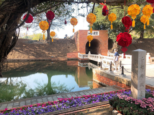 文化局将在东门城、赤崁楼、安平古堡、亿载金城、安平树屋等各大古蹟景点完成「古蹟新春布置」。（图/台南市政府文化局提供）