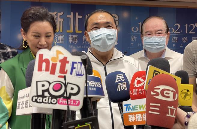 新北市长侯友宜强调，新北财政困难，但仍用最稳健的步伐让财政纪律顺着往前走。（吕健豪摄）