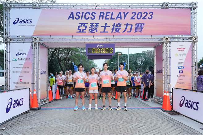 品牌大使林敬伦（左起）号召好友林昀希、张瀚元、潘君仑组全明星队伍参赛。（品牌提供）