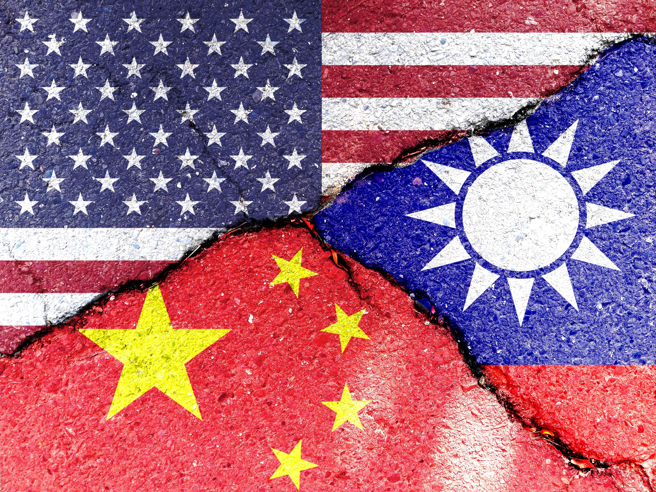 针对两岸问题，郭正亮表示，「美国叫台积电迁出去，刚好就是让台湾没有筹码」。（达志影像）