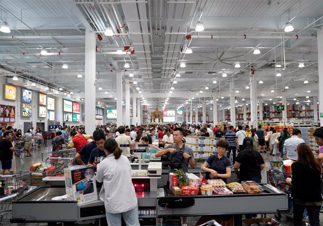 消費需求爆炸性成長，更考驗服務業韌性與彈性。（圖/ 遠見提供）