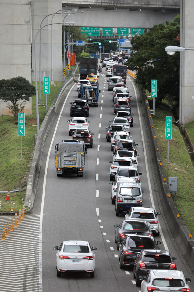 中山高林口交流道改善工程，流標九次後才順利發包。(攝/張智傑)