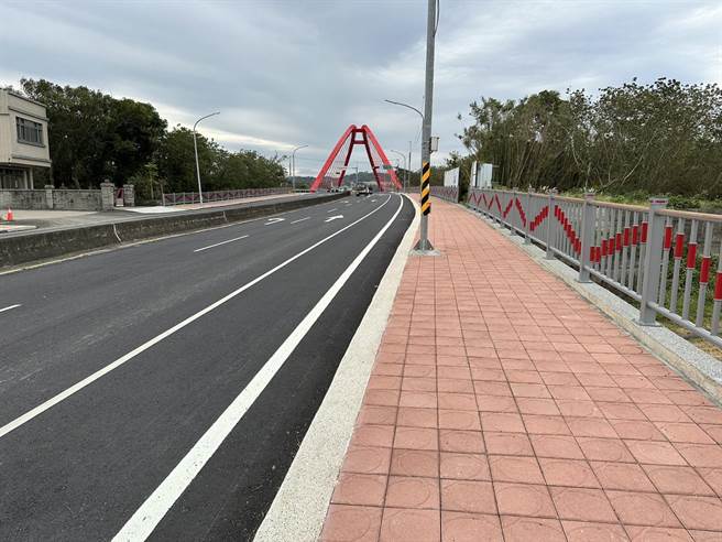 头份市公所争取中央补助，斥资2350万元，改善自正兴路、中正路口起，往南至隆恩路口止的行人空间。（头份市公所提供／李京升苗栗传真）