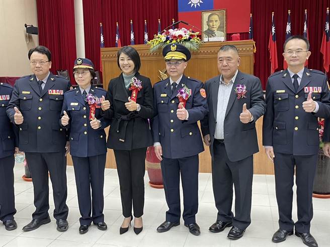 南投县长许淑华允诺儘速补足警力，盼合署办公能因地制宜适度调整，让居民安心。（杨静茹摄）