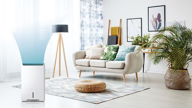 三菱电机推出除湿、除臭与空气清净「三效合一」的多功能空气清净除湿机新品，打造高品质良好空气循环，满足不同居家空间需求。图／业者提供