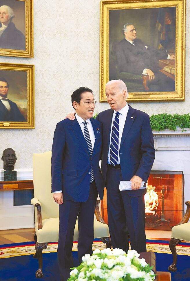 日本首相岸田文雄（左）于美东时间1月12日与美国总统拜登（右）会晤。（摘自日本国首相官邸官网）