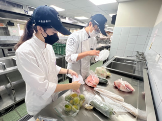 弘光科大餐旅蒐集實作課剩食捐贈食物銀行 力行永續農業
