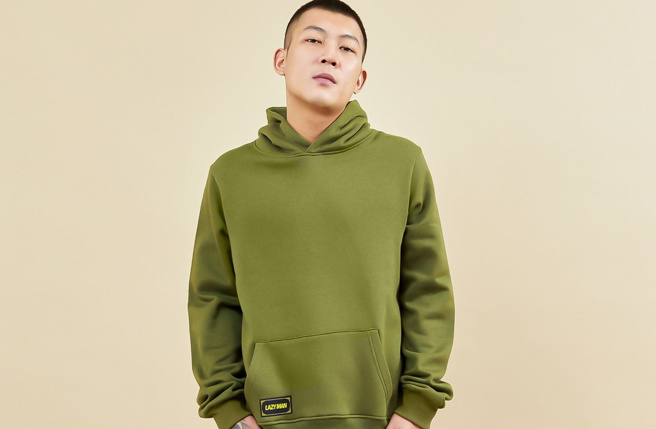 网红凤梨（吴泓逸）。(图／凤梨 吴泓逸脸书)