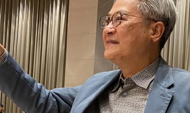 简秀枝》吴东亮为「台新艺术奖20周年大展」落幕庆功