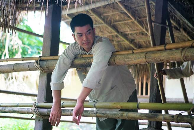 潘逸安饰演乐天、又有点小聪明的「躼脚」。（艾迪升传播提供）