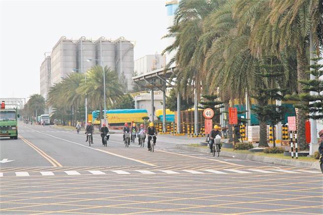 云林县麦寮乡人口年增全县最多，六轻提供就业机会是主因。（本报资料照片）