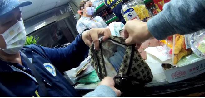 移民署基隆市专勤队获报，在新北市树林区查获地下匯兑，全案移送地检署侦办。（移民署基隆市专勤队提供／张志康基隆传真）