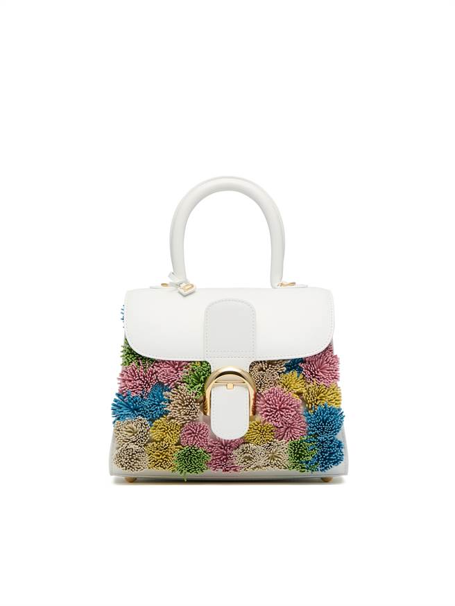 DELVAUX 光亮白Brillant PM Pompon，价格店洽。（Delvaux 提供）