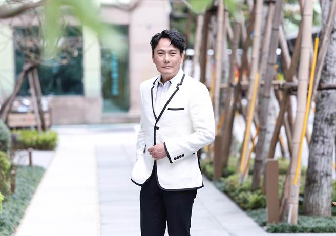 张信哲将3度在台北小巨蛋开唱，17日分享备战演唱会近况。（陈俊吉摄）