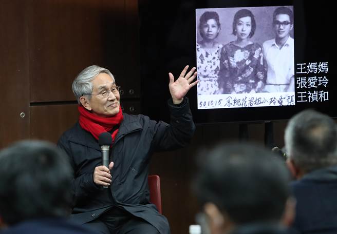 林怀民讚赏陈达的艺术天分，并认为自己不如他。（郑任南摄）