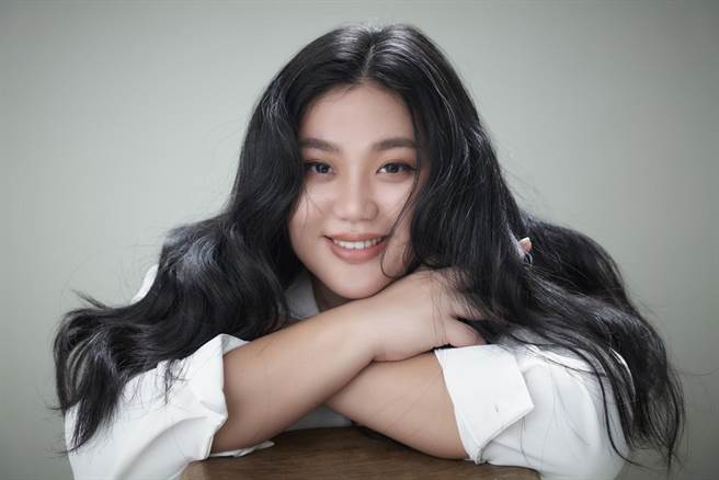 蔡嘉茵去年签进张钧宁成立的经纪公司，立刻「搞出人命」。（宁聚力提供）