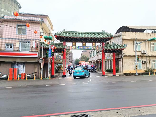 桃园平镇褒忠祠义民庙警连4天交通疏导管制。(警方提供／吕筱蝉桃园传真)