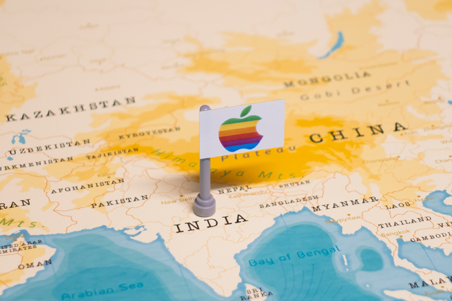 经歷中美战略与科技竞争以及大陆疫情封控影响后，愈来愈多的外商决定将部份生产线移出中国，以规避政治与社会风险。（图／Shutterstock)