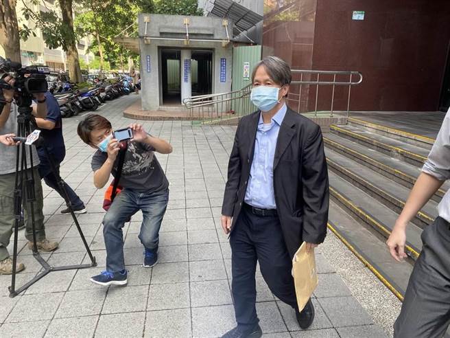 前台湾高等法院法官高明哲，12年前承审时任最高法院法官萧仰归儿子的肇事逃逸案涉嫌接受关说，遭检方依「枉法裁判罪」起诉。（本报资料照片）