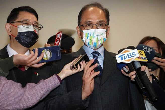 立法院长游锡堃说，如果立法院的监视器画面有外流，一定依法严办。（刘宗龙摄）