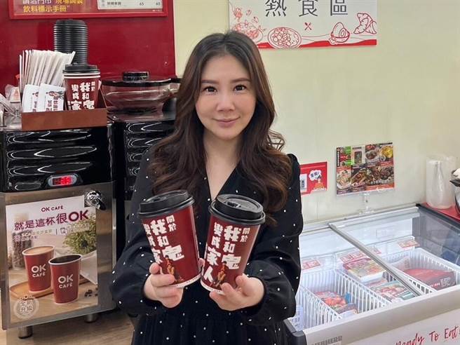 春节到OKmart买美式及拿铁享同品项买二送一，开工还有早餐优惠。（OKmart提供）