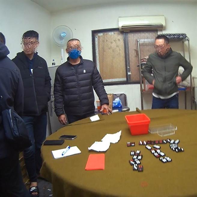 警方攻坚破获职业赌场。（警方提供）