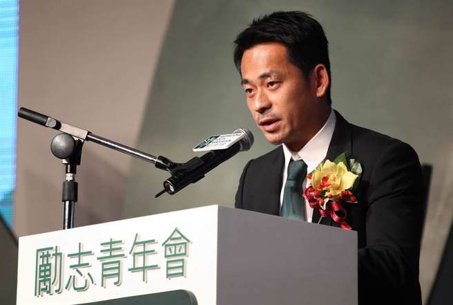 澳门赌场大亨、绰号「洗米华」的周焯华被判18年刑期。（图／新华社）