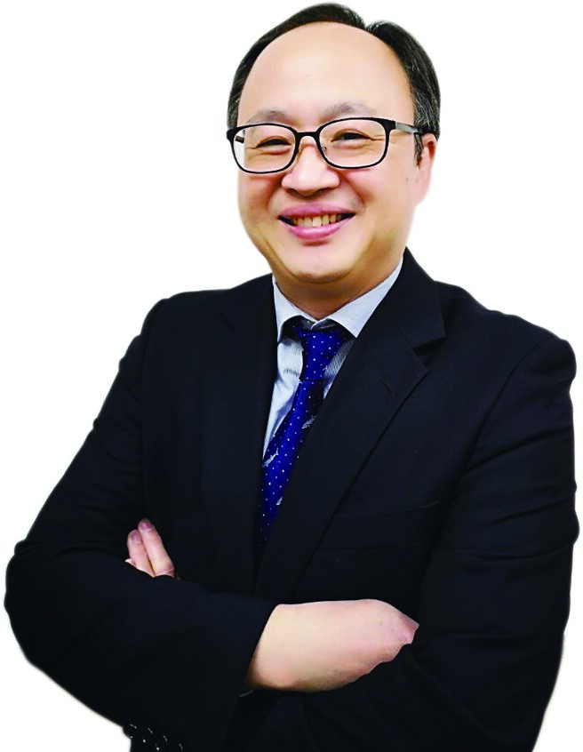 兆豐國際投顧研究部協理黃國偉