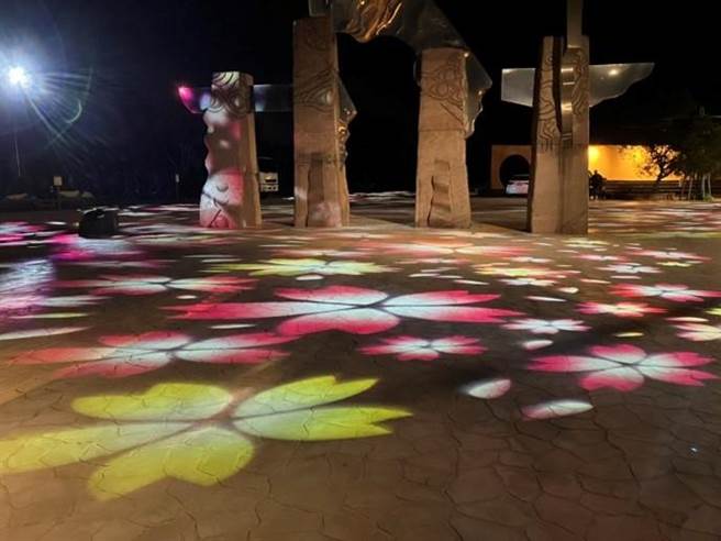 大甲铁砧山太阳门前广场，宜人的景致。(台中市政府提供)