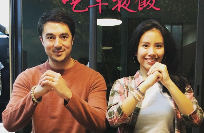 班杰和老婆Cindy两年前挑战台北大纵走。（图／翻摄自功夫班杰微博）