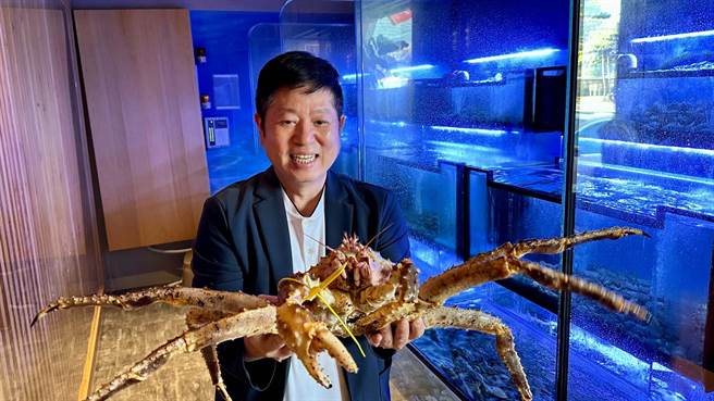 王俊华自开多家顶级餐厅，选用顶级海鲜料理等食材。（柯宗纬摄）