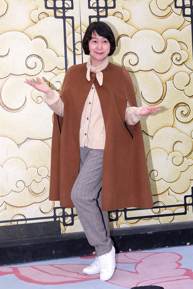 「剧场国宝」李国修逝世届10周年之际，「2023创拓版《京戏启示录》」重返大舞台，由李国修遗孀、艺术总监王月亲身演出要角「二大妈」。（黄世麒摄）