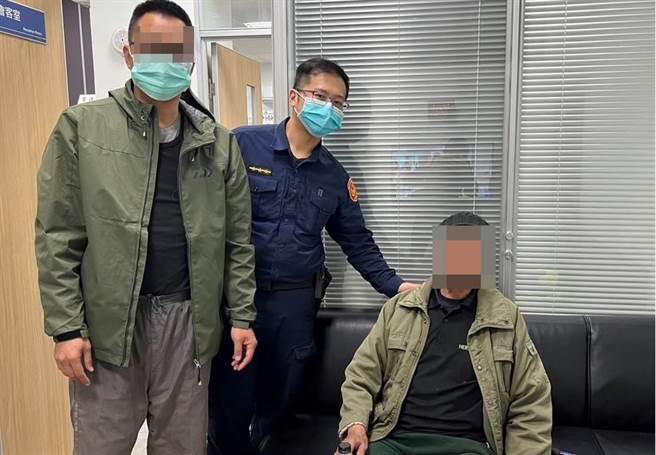 东区90岁的黄姓老翁日前疑走错方向迷失近4小时，瑟缩太平区太顺路旁，幸经员警协助顺利联繫家属。（太平警分局提供／潘虹恩台中传真）