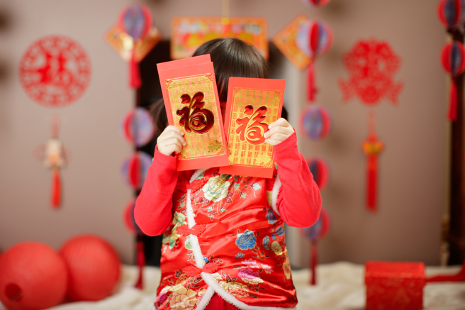 法律App线上谘询平台「法可梦」表示，民法上规定，父母不得动用孩子的压岁钱，除非是花在孩子身上。（图／示意图，达志影像）