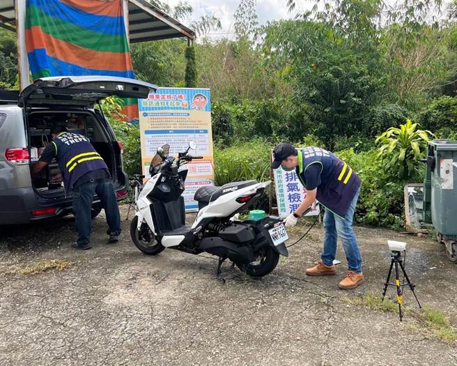 汰換老舊機車成為改善空汙一大助力。（台南市環保局提供／程炳璋台南傳真）