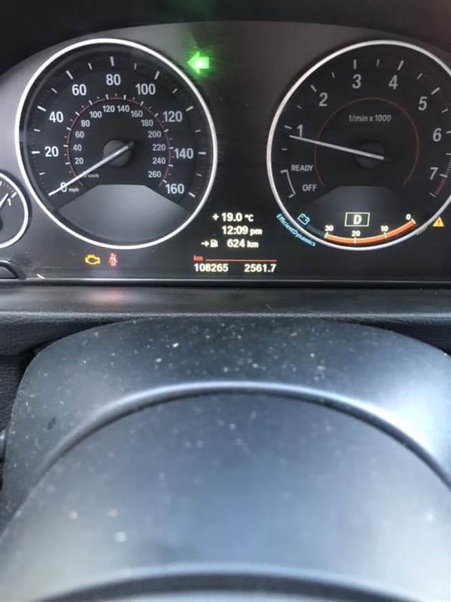 仪表板里程数。（新北市法制局提供）