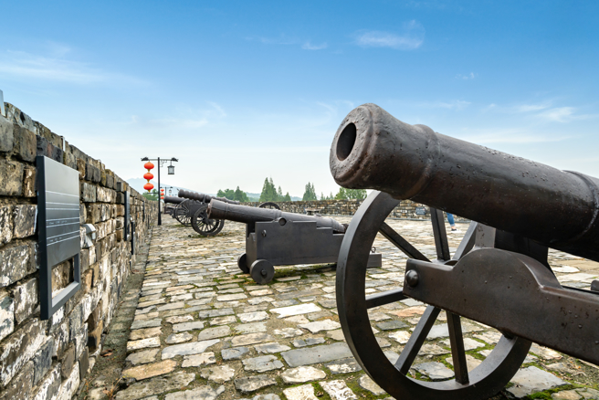 宋朝时将火药广泛用于军事，发明出不少先进的火器，直到明末后，技术才渐渐落后于西方。(示意图/达志影像)