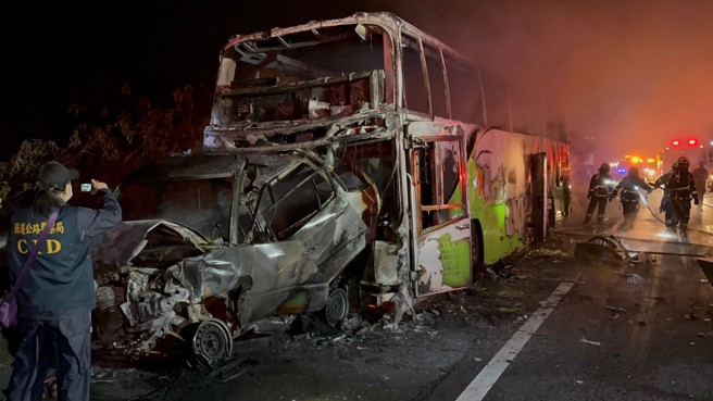 今（22日）日大年初一国道发生严重车祸。(读者提供)