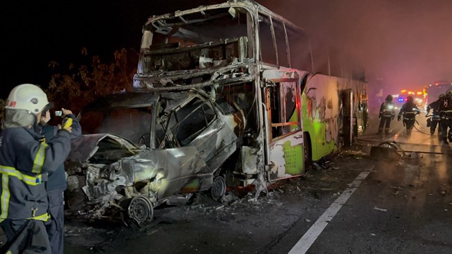 今（22日）日大年初一国道发生严重车祸。(读者提供)