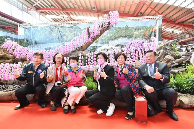 溪州公园「花在彰化」多采多姿。（吴敏菁摄）