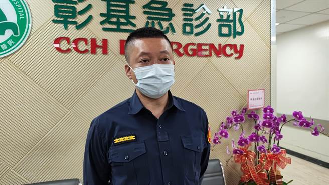 王国峯表示，高伟伦才调到彰化2个礼拜，对于此事感到遗憾，将全力协助家属处理后事。（吴建辉摄）