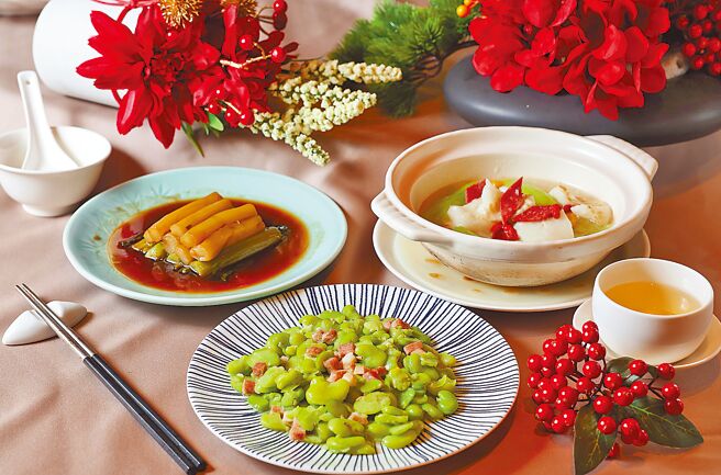 1.「点水楼」的鲜鱼丝瓜煲、寧式㸆芥菜、火腿鲜豆瓣都是经典料理，也适合搭配211餐盘点餐食用。（陈俊吉摄）