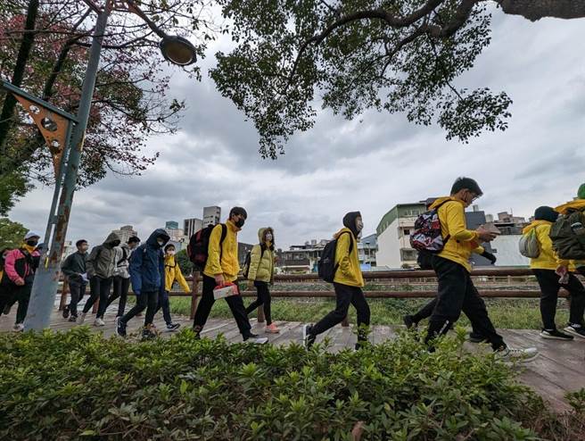 5天4夜总路程将近110公里。（东兴国中提供／蔡明亘桃园传真）