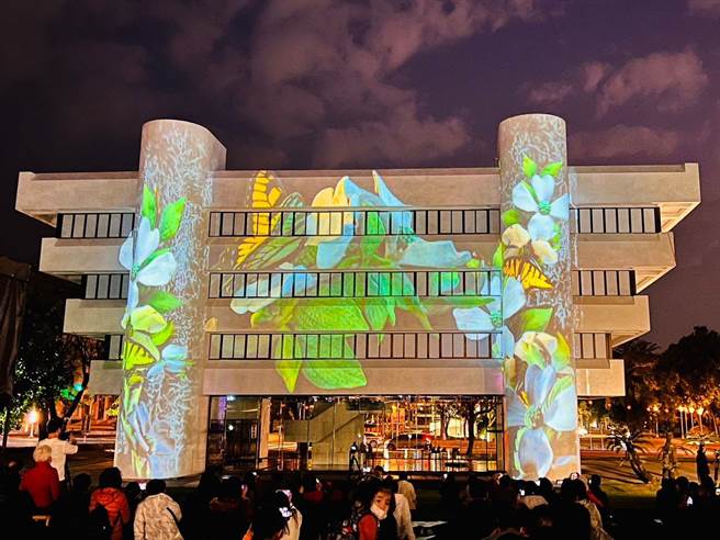 台湾工艺中心推出春节限定3D动态光雕SHOW，将于初八落幕。（工艺中心提供／廖志晃南投传真）