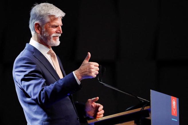 捷克总统大选 前北约将领帕维尔胜出。(图/路透)