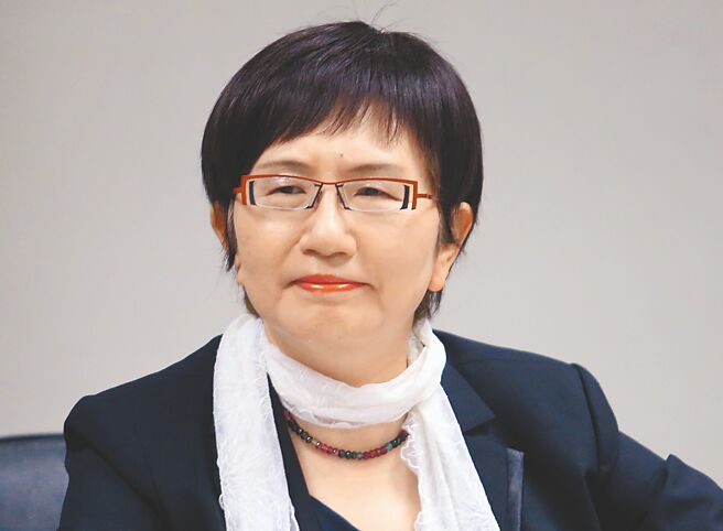 即将接任财政部的庄翠云。（本报资料照片）