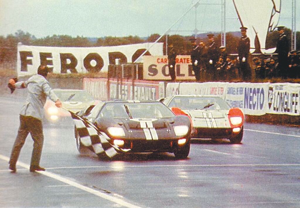 Ford在1966年「利曼24 小時耐力賽」成功打破Ferrari五連冠紀錄，一舉奪下該賽事前3名，成為首次奪冠的美國汽車品牌。（福特六和提供）