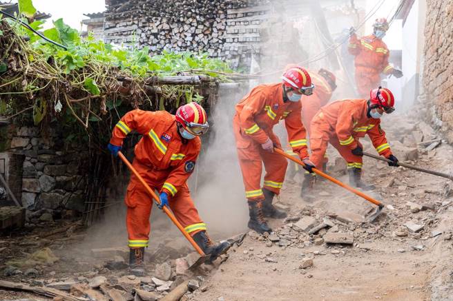救灾示意图。（新华社资料照）