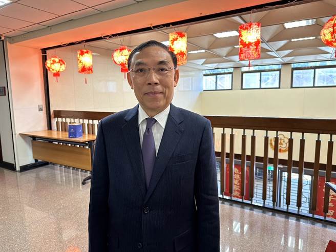 法务部长蔡清祥：诈团囚虐致死最重处无期徒刑 草案速送行政院。翻拍照片